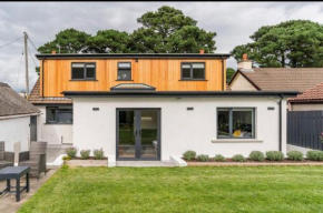 Pine View Holiday Home